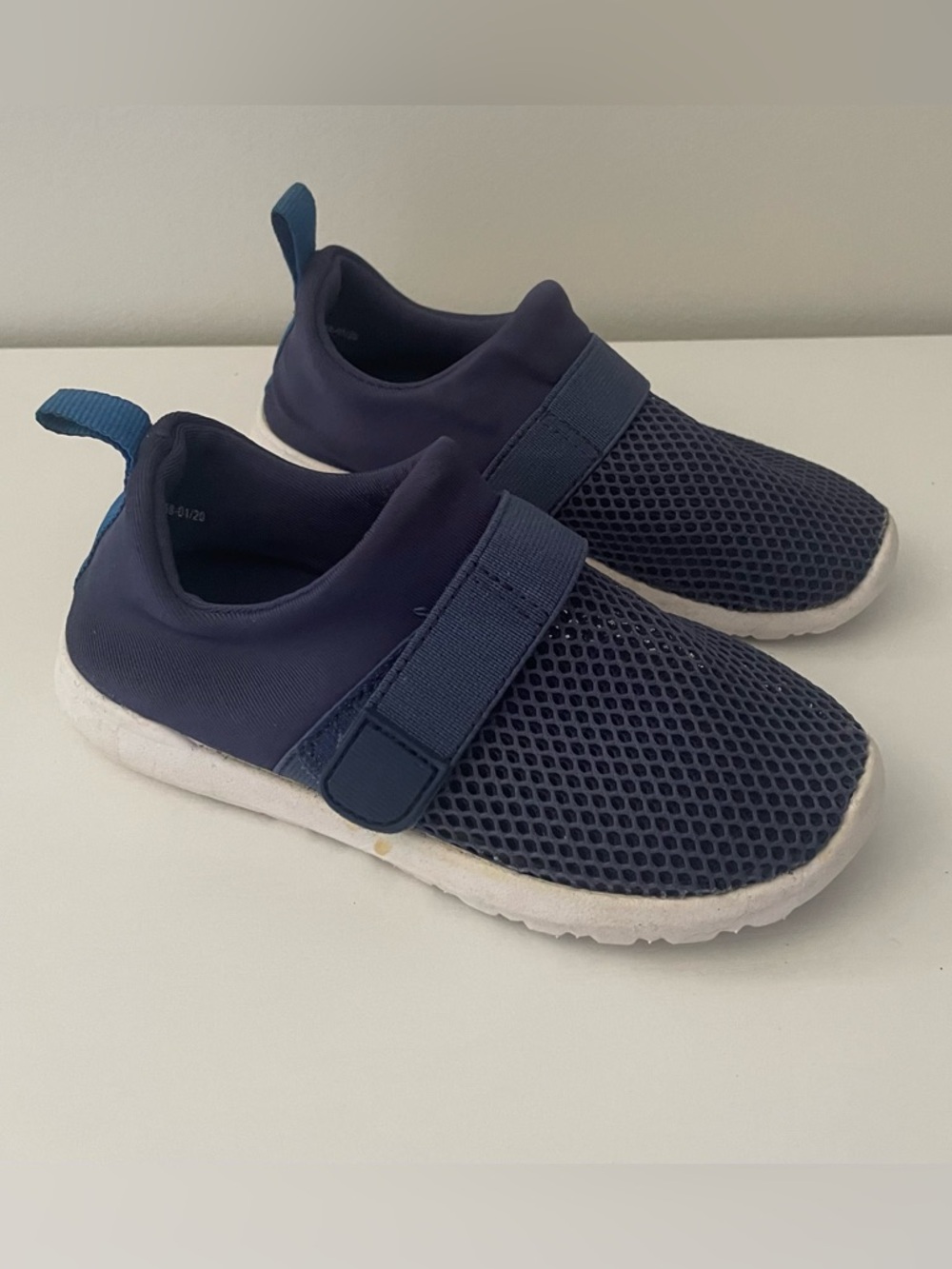 Kids Cat & Jack Water Shoes